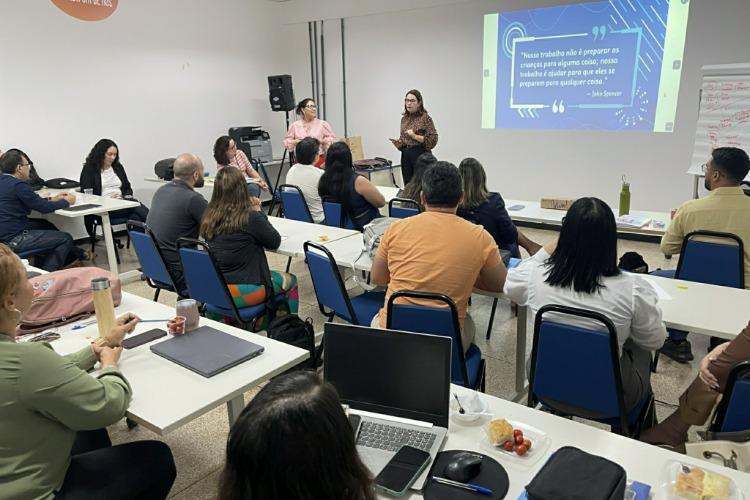 Programa Despertar conclui repasses com resultados práticos na educação em sala de aula