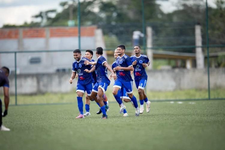 Cruzeiro bate o São Paulo e ganha força no Amapazão Serie B