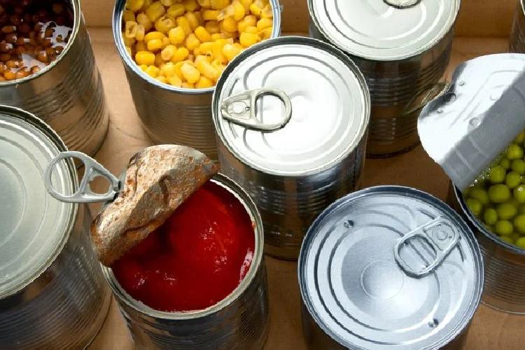Mitos e verdades sobre os alimentos enlatados 