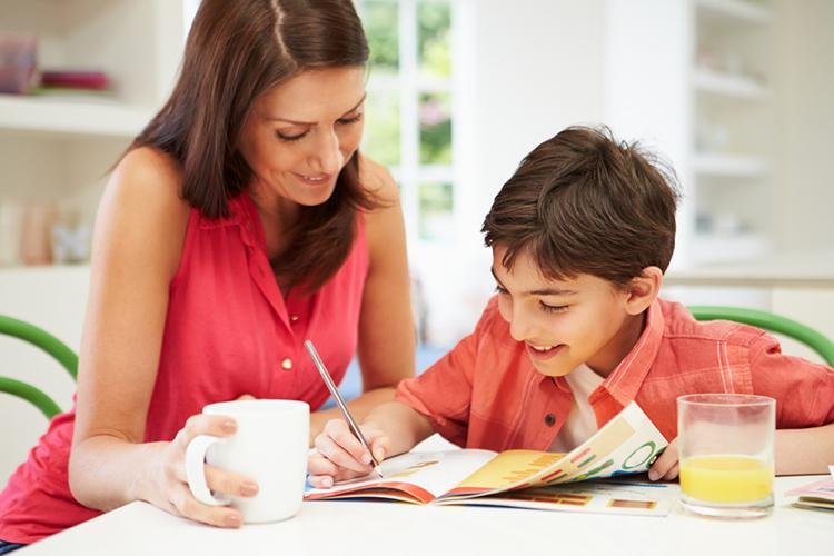 Férias escolares: presença dos pais é importante no desenvolvimento dos filhos