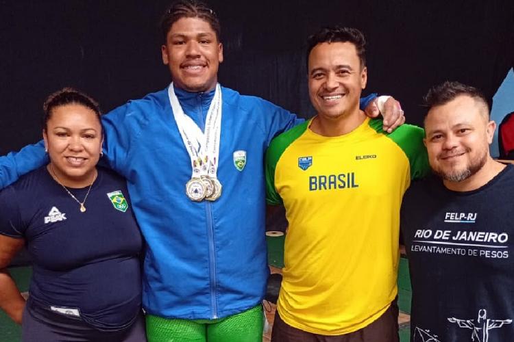 Todo mundo no pódio! Brasil fecha o Sul-Americano de Levantamento de Pesos com todos os 19 atletas premiados