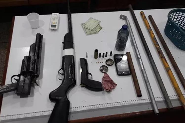 Trio é preso com três armas de fogo artesanais em área periférica de Macapá