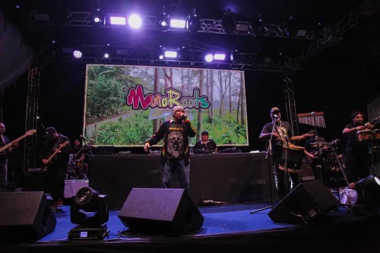 Em programação dedicada ao Movimento Reggae, bandas e atrações agitam o público no 30º Encontro dos Tambores