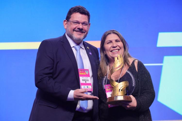 Pedra Branca e Laranjal do Jari foram consagradas campeãs nacionais no Prêmio Sebrae Prefeitura Empreendedora