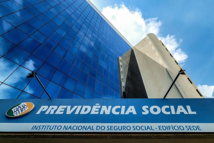 Mais de 6 mil aposentados e pensionistas do Amapá já receberam o ressarcimento