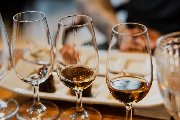 Kempinski Laje de Pedra apresenta rótulos exclusivos e limitados de whisky escocês