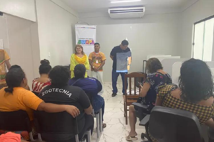 Governo do Estado promove caravana com ações para empreendedores populares e artesãos de Oiapoque