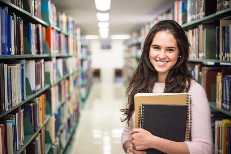 Número de universidades de Portugal que aceitam notas do Enem chega a 50