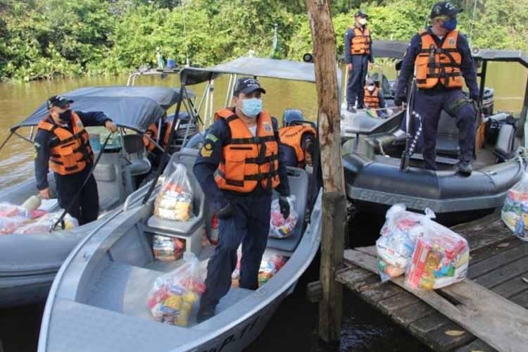 Santana leva seus serviços para moradores da região do Pirativa em parceria com a Marinha do Brasil