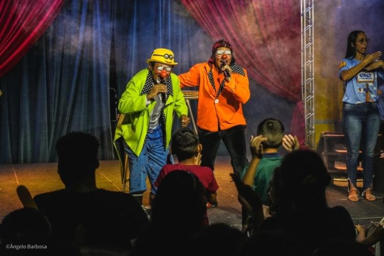 Circo no Residencial encanta público com espetáculos gratuitos em Macapá