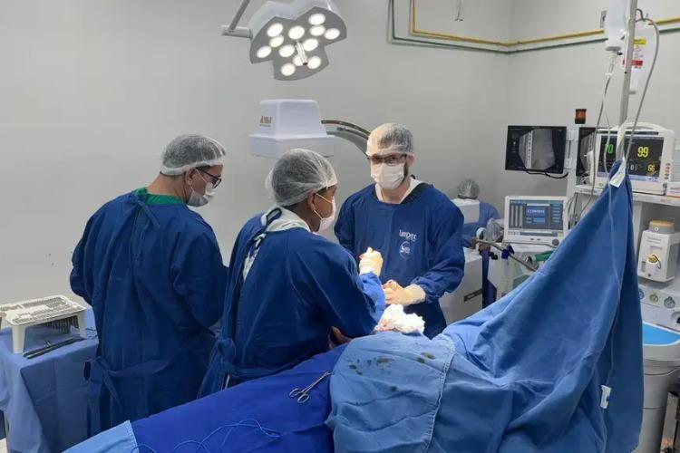 Governo do Amapá supera 7,6 mil cirurgias com o Programa Zera Fila e fecha outubro com recorde de procedimentos no Hospital de Clínicas Alberto Lima