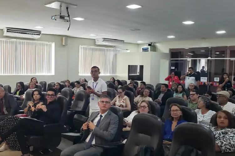 Governo do Amapá discute fortalecimento da educação no sistema socioeducativo em seminário do Ministério Público