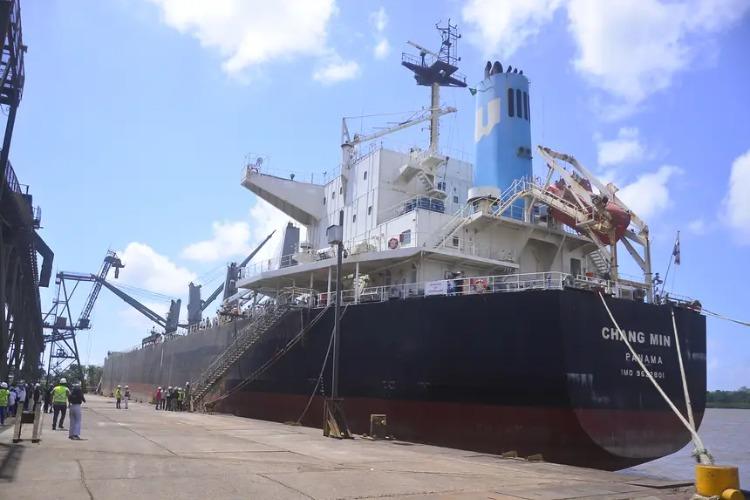 Governo do Amapá discute rotas logísticas internacionais e fortalecimento dos portos do Norte do Brasil