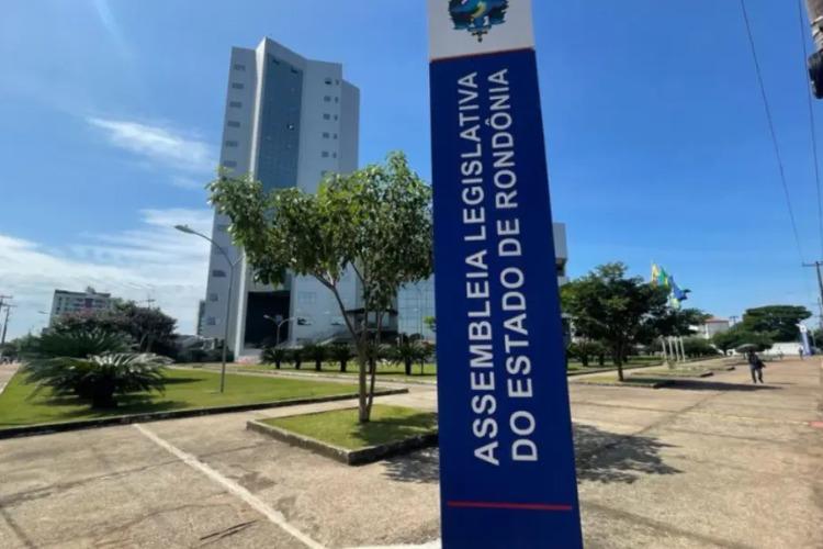 Concurso ALE-RO oferece 200 vagas e salários de até R$ 24 mil