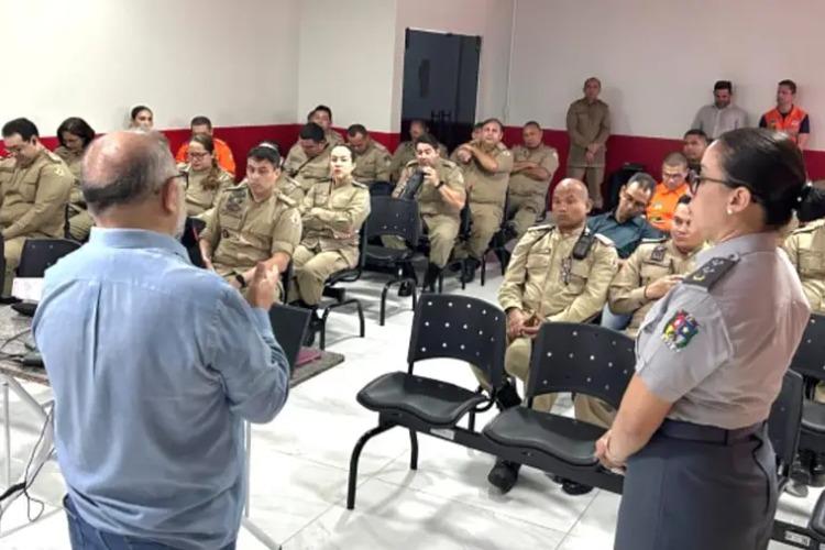 Governo do Amapá promove palestra para orientar militares sobre aposentadoria e benefícios previdenciários