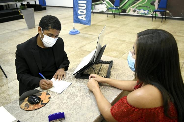 Empresários que sofreram impacto com apagão recebem estrutura Coworking no Sebrae