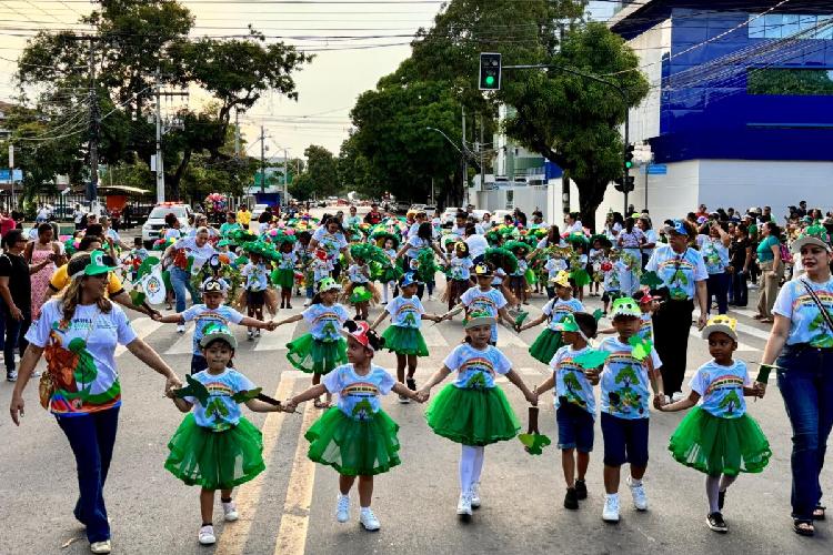 Macapá destaca meio ambiente e sustentabilidade como temas do desfile cívico municipal na Avenida FAB