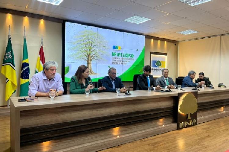 Seminário do MP-AP pré-COP 30 debate políticas ambientais na Amazônia e formaliza acordo técnico com IMAZON