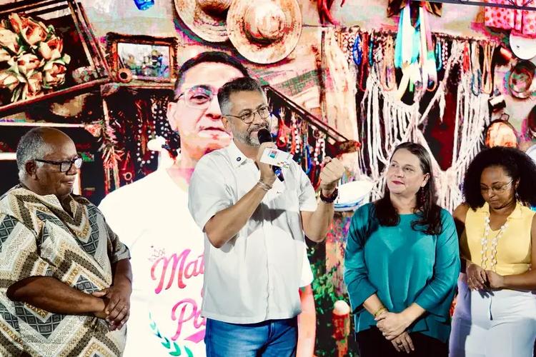 Mangueira homenageia o Amapá no Carnaval 2026 com destaque para Mestre Sacaca e a cultura da Amazônia Negra