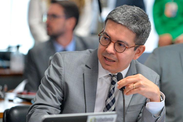 Randolfe destina quase R$30 milhões para a saúde do Amapá