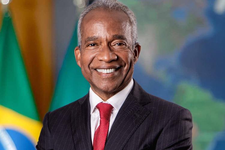 Plano prevê corrupção como crime hediondo, penas de até 30 anos e recompensa de até 10% do valor recuperado