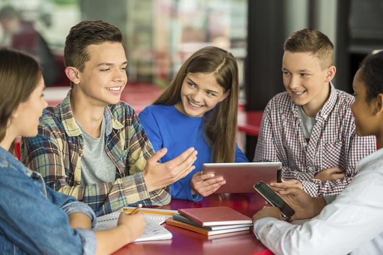 MEC planeja ampliar vagas para ensino médio em tempo integral