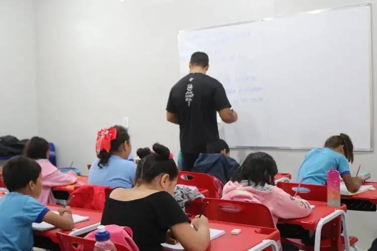 Escola Estadual Nelita Rocha Brito inicia ano letivo para 675 alunos após melhoria na estrutura pelo Governo do Amapá