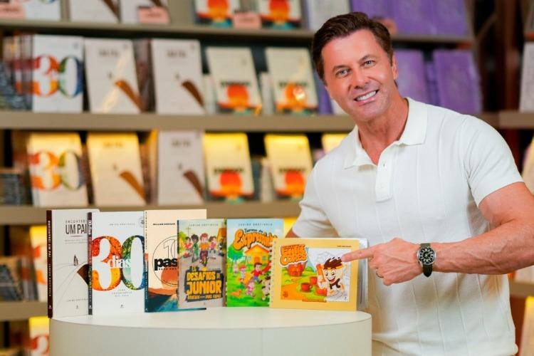 Café com Deus Pai promove o 3° desafio dos Atos de Amor com incentivo à doação de livros