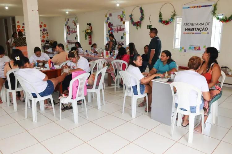 Governo do Estado qualifica moradoras do Residencial Miracema para o mercado de trabalho