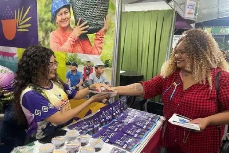 SVS distribui mais de 5 mil frascos de hipoclorito durante a Expofeira 2026