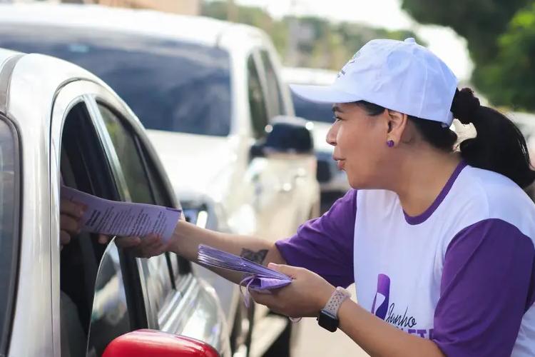 Governo do Amapá realiza blitz educativa para conscientizar sobre violência contra idosos, em Macapá