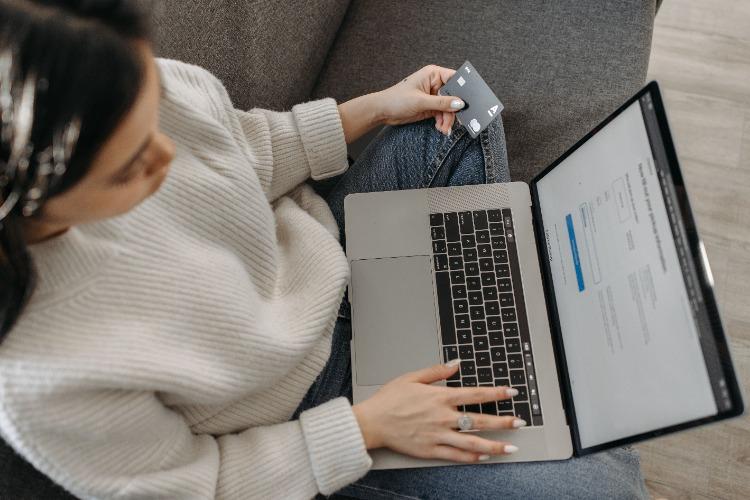 E-commerce estima faturar R$ 65 bilhões na segunda metade do ano