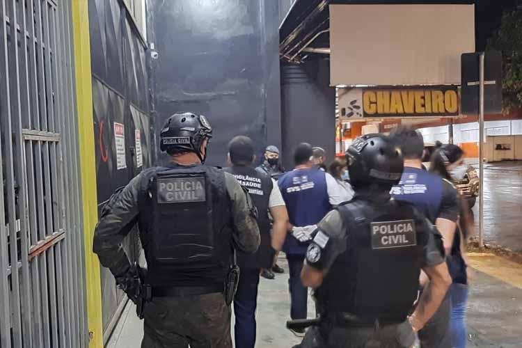 DURANTE A NOITE, POLÍCIA CIVIL INTENSIFICA AS FISCALIZAÇÕES DAS MEDIDAS DE ENFRENTAMENTO À COVID-19 EM MACAPÁ
