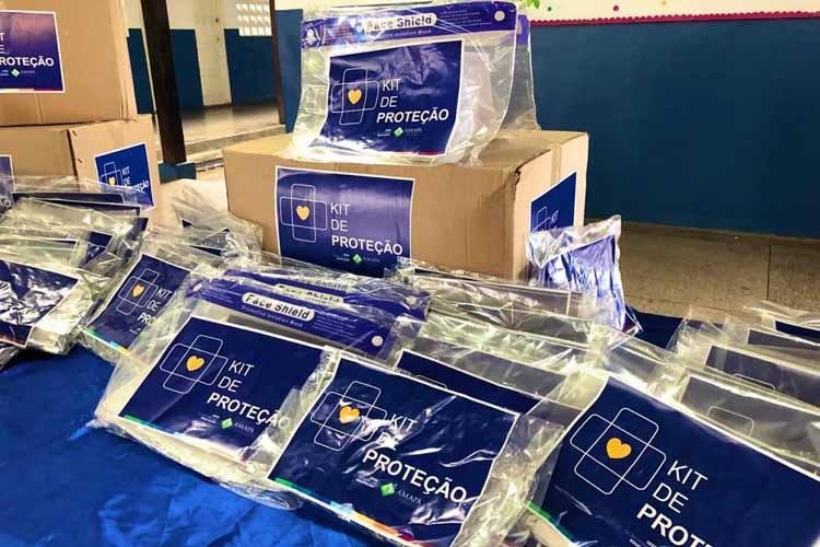 Governo inicia distribuição de 140 mil kits de proteção contra a covid-19 para rede estadual de ensino