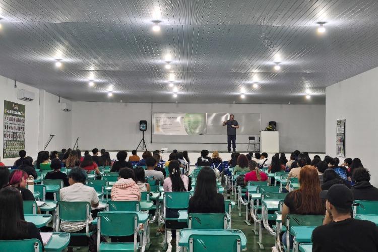 Aula inaugural do Prepara Santana dá início ao cursinho gratuito municipal em 2026