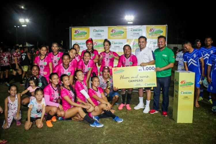 Comel entrega prêmio ‘Melhores do esporte’ para atletas de Macapá