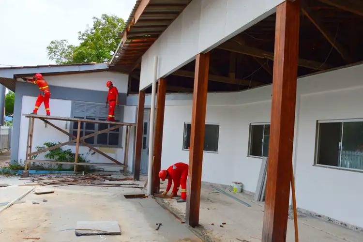 Com finalização de toda cobertura, obras do Centro de Reabilitação do Amapá avançam para serviços hidráulicos e de alvenaria