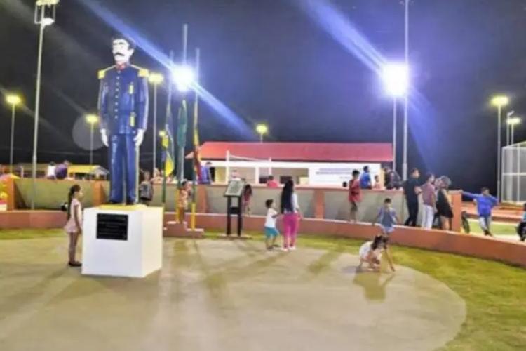 Caravana do Trabalho e Empreendedorismo: Governo incentiva renda de empreendedores e artesãos do Amapá