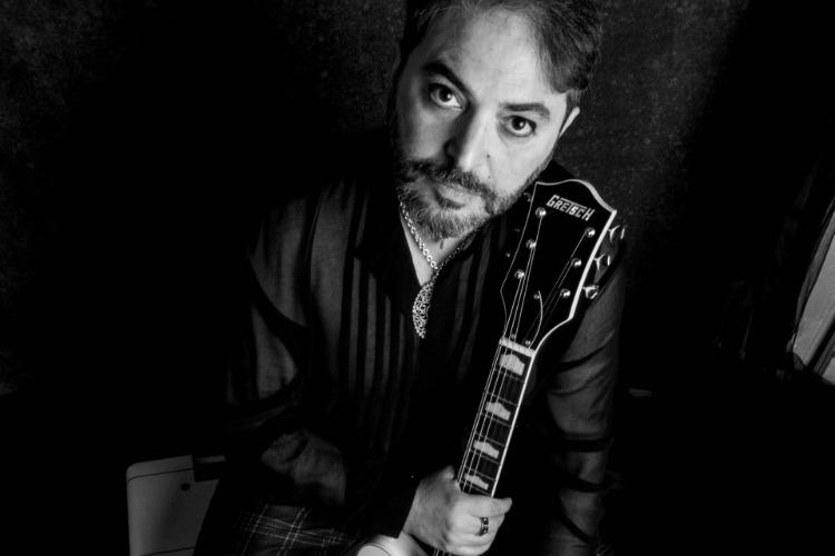 Artista italiano Stefano Attuario lança novo álbum de rock conceitual “Babele”