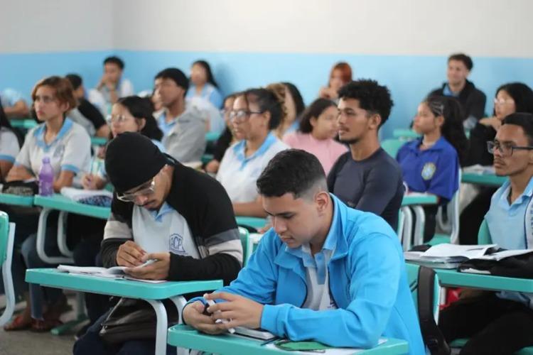 Governo do Amapá alerta estudantes sobre o fim do prazo de inscrições para o Enem 2026