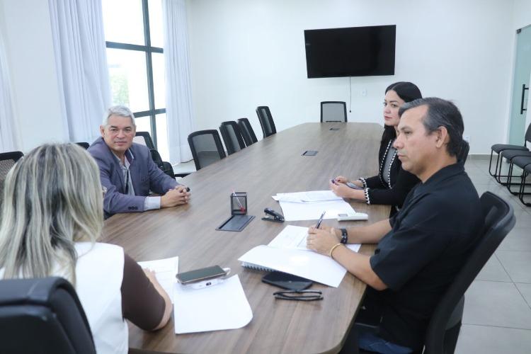 Prefeitura de Macapá e TJAP alinham parceria para ampliar projetos de casamento comunitário e parentalidade