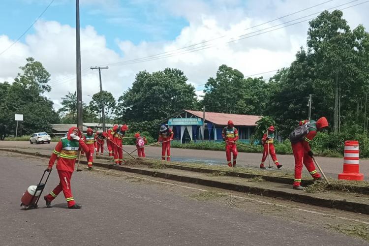 Rodovia AP-440 recebe serviços de manutenção asfáltica, em Macapá
