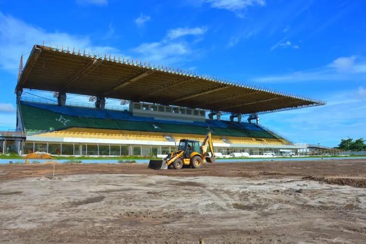 Governo do Amapá avança com a revitalização do Estádio Zerão e inicia substituição integral do gramado