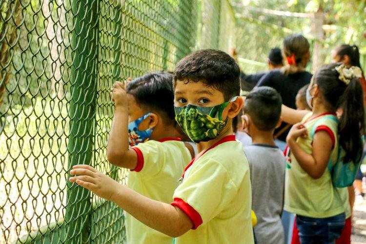 Alunos aprendem brincando a importância da natureza no Bioparque da Amazônia