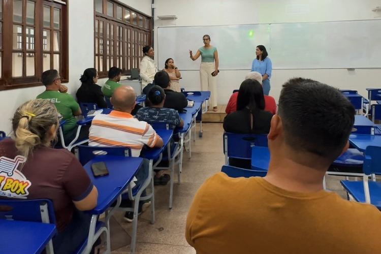 Cidade limpa, compromisso de todos: campanha conscientiza população de Santana sobre o meio ambiente