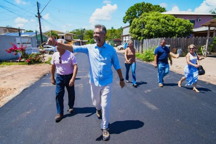 Governador Clécio Luís inspeciona obras de pavimentação na Avenida Pernambuco, no bairro Pacoval, em Macapá