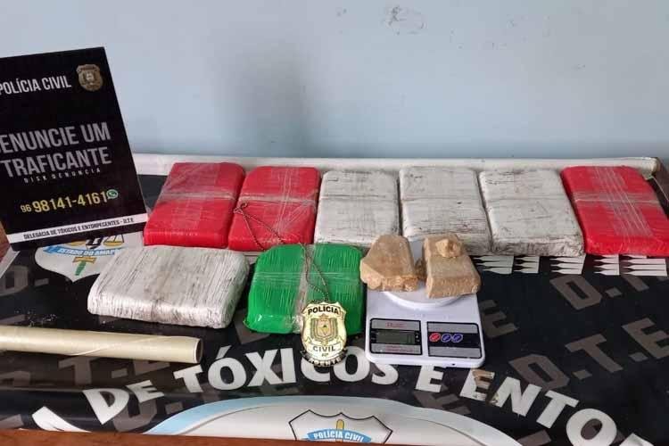 Polícia Civil apreende 8.5 quilos de crack e prende quatro pessoas em flagrante