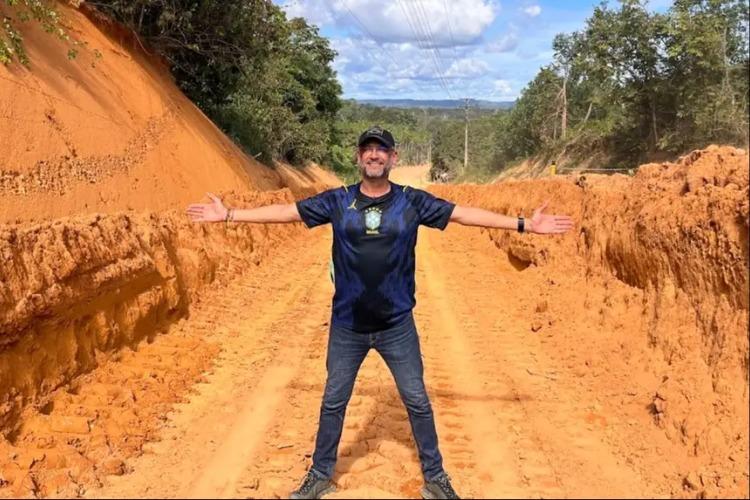 Governador Clécio acelera integração do Vale do Jari e vistoria obra estratégica de pavimentação da AP-160