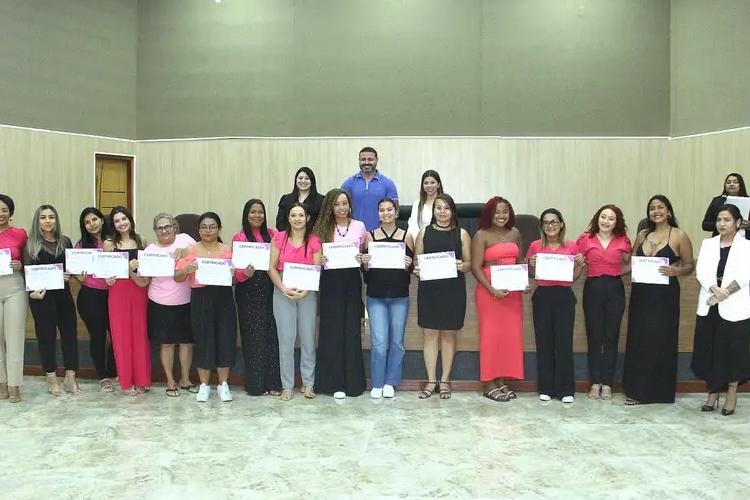 Governo do Amapá capacita 100 novas empreendedoras no projeto 