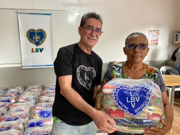 Zico entra em campo com a LBV em campanha pela infância brasileira